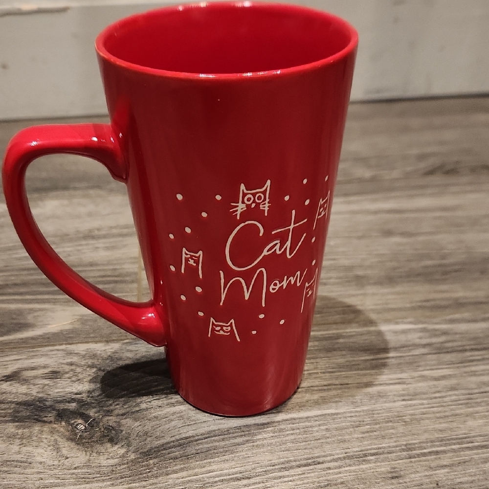 EUC 2021 Eccolo Red Cat Mom Coffee/Tea Mug